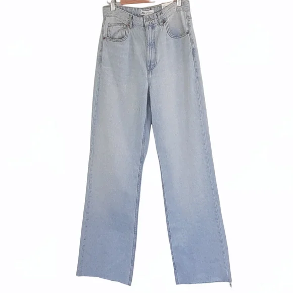 ZARA Wide Leg Light Wash Jeans - Picture 2 of 6